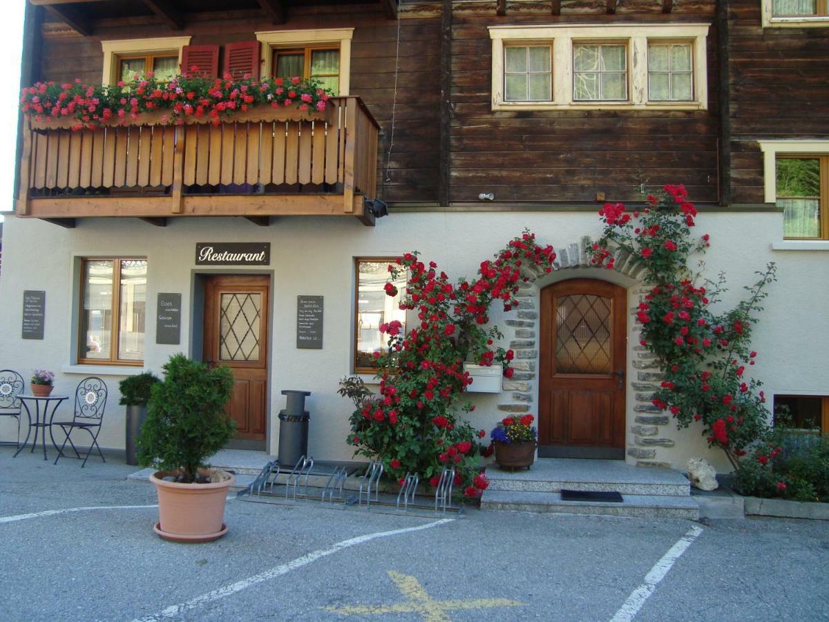 Ernen Hotel Restaurant Alpenblick מראה חיצוני תמונה